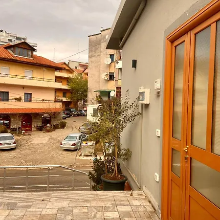 Casa de hóspedes Rent -reni - Librazhd